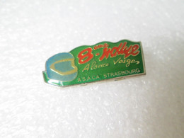 PIN'S    8eme  RALLYE  ALSACE VOSGES  ASACA  STRASBOURG - Rallye