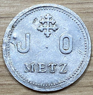 Jeton De La Ville De Metz (57) …. Jeune Ouvrier … Vendu En L’état - Monétaires / De Nécessité