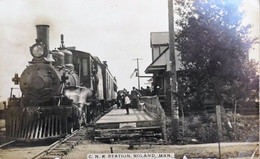 Carte Postale Ancienne: Canada : MANITOBA : C. N. R. Station, Roland, Train, Stamp In 1911, VERY RARE - Winnipeg