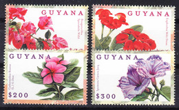 Guyana 2000 Flowers Mi#7010-7013 Mint Never Hinged - Guyane (1966-...)