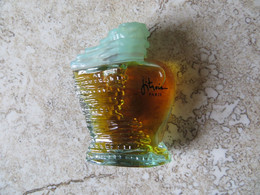 Parfum Eau De Toilette - Flacon Miniature EAU DE TOILETTE FITROIS PARIS - Remplie 5 Cm Hauteur / 4 Cm - Miniatures Femmes (sans Boite)