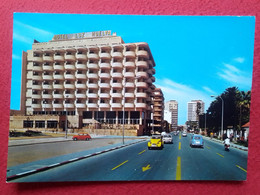 SPAIN POSTAL POST CARD HUELVA AVENIDA ALAMEDA SUNDHEIM HOTEL LUZ COCHES SEAT 600 CITROËN 2 CV. RENAULT 4..CARS VOITURES. - Huelva