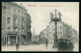 CPA - Carte Postale - Belgique - Bruxelles - St Gilles - La Rue Courbe Vers L'Hôtel De Ville - 1911 (CP20377OK) - St-Gilles - St-Gillis