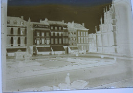 Plaque De Verre, Liège Place De La Cathédrale Vers 1890 - Glasdias