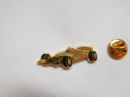 Beau Pin's En Zamac , Auto F1 Renault , ELF , Canon , Signé Drago - F1