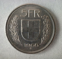 2 PIECES DE 5 FRANCS SUISSE - 1968  Et 1981 ARGENT - Autres & Non Classés