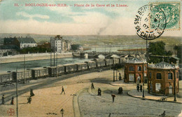 Boulogne Sur Mer * La Place De La Gare Et La Liane * Train Wagons Ligne Chemin De Fer - Boulogne Sur Mer