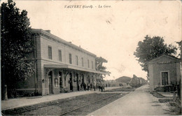 Vauvert La Gare Station Train Locomotive Gard 30600 Cpa Voyagée En 1917 En B.Etat - Non Classificati