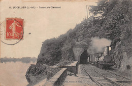 LE CELLIER     TUNNEL DE CLERMONT   TRAIN - Le Cellier