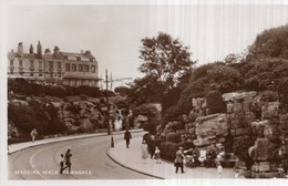 CPA   ANGLETERRE---MADEIRA WALK RAMSGATE - Ramsgate