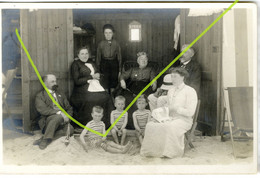 ♥️ Familiefoto In Een Badhuis, Strandhuis, Strandkabien (1912) (D4, BAK-1) Oostende - Ostende - Places