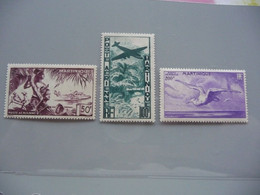 TIMBRES   MARTINIQUE  POSTE  AERIENNE   SERIE   N  13  A  15     COTE  63,50  EUROS    NEUFS  TRACE   CHARNIERES - Airmail