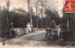 10142 RUEIL Route De La Malmaison Aux Etangs De Saint Cucufa (animation, Vélos)    (recto-verso) 92 Hauts De Seine - Rueil Malmaison