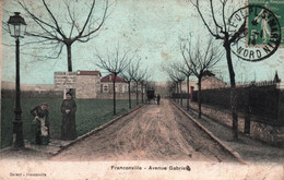 10150 FRANCONVILLE Avenue Gabriel     ( état Pli )   (recto-verso) 95 Val D' Oise - Franconville