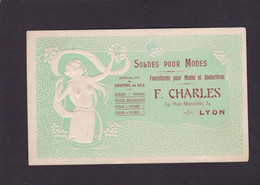 CPA Publicité Publicitaire Réclame Non Circulé Gaufrée Embossed Voir Dos Femme Woman Art Nouveau - Advertising