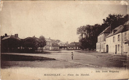 CPA MAIGNELAY Place Du Marche (1208192) - Maignelay Montigny