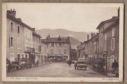 CPA 38 - VIF - Place Carnot - TB PLAN CENTRE VILLAGE Jolie ANIMATION AUTOMOBILE MAGASINS Café - Vif