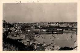 Granville * Vue Générale Et Un Coin Du Port - Granville