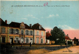 Le Louroux Béconnais * La Place De La Mairie , Côté Nord - Le Louroux Beconnais