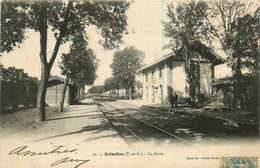 Grisolles * Intérieur De La Gare Du Village * Ligne Chemin De Fer - Grisolles