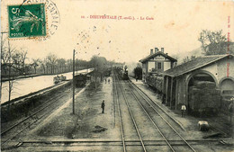 Dieupentale * Intérieur De La Gare Du Village * Arrivée Du Train * Ligne Chemin De Fer - Autres & Non Classés