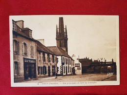 CPA - Sizun -  (Finistère)   - Rue Principale Et L'Arc De Triomphe - Sizun