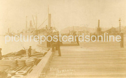 ALONG THE WHARVES NEWCASTLE OLD R/P POSTCARD NORTHUMBERLAND - Newcastle-upon-Tyne