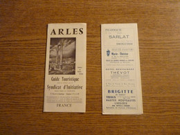 Arles - Bouches Du Rhônes - Dépliant Touristique Ancien 3 Volets + Complément  - Format Plié 10 X 22 Cm Env.. - Tourism Brochures