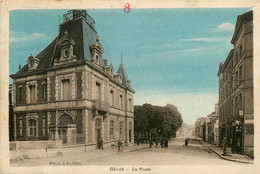 Givet * Rue Et Vue Sur La Poste - Givet