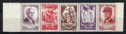 FRANCE 1943:  Le Y&T 580 BDF  (bande De 5 TP), Neufs** (4x) Et Neuf* (1x), Qualité B, 1 TP Collé Sur BDF - Unused Stamps