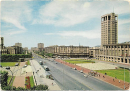 CPSM - Format  10,5 X 15 Cm - Editions L. BOUILLIAUD - 110 - LE HAVRE - L'Hôtel De Ville - L'Avenue Foch - Square Saint-Roch