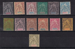 Guinée N°1/13 - Neuf * Avec Charnière - N°2 Pelurage Sinon TB - Unused Stamps