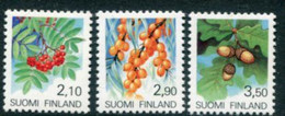 FINLAND 1991 Definitive: Plants  MNH / **.  Michel 1126-28 - Unused Stamps