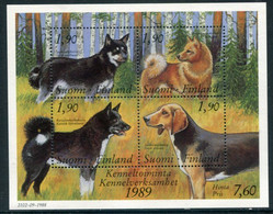 FINLAND 1989 Centenary Of Kennel Club Block MNH / **.  Michel Block 5 - Unused Stamps
