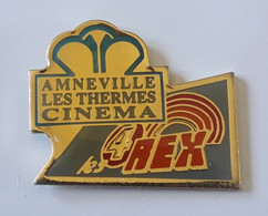 BD23 Pin's Cinéma Les 4 REX Amnéville Les Thermes Moselle Achat Immédiat - Cinéma