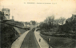 Suresnes * La Station De Train * La Gare * Ligne Chemin De Fer - Suresnes