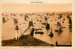 Cancale * La Rade Avant Le Départ De La Caravane * La Jetée * Courses De Bateaux Régates - Cancale