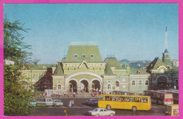 275854 / Russia - Vladivostok - Train Railway Station , Bahnhof , Gare Ferroviaire , Tour De TV Television Tower Car Bus - Estaciones Sin Trenes