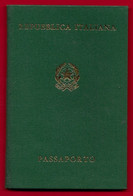 PASSAPORTO PASSPORT ITALIA 1972 - Documents Historiques