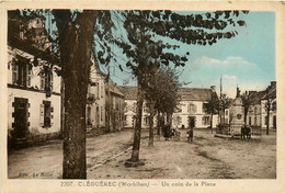 Cléguérec * Un Coin De La Place Du Village * Villageois - Cleguerec