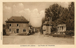 S9545 Cpa 38 Corbelin - La Poste Et L'Avenue - Corbelin