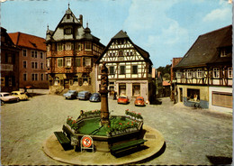 33767 - Deutschland - Heppenheim An Der Bergstraße , Marktbrunnen Mit Liebig Apotheke , Auto , VW Käfer - Heppenheim