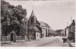 SAINT-VALERIEN. Grande-rue. Entrée Du Château - Saint Valerien