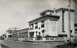 LA FRETTE SUR SEINE - Le Groupe Scolaire. - La Frette-sur-Seine