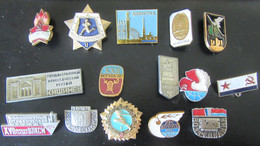 URSS / CCCP - 15 Insignes Divers Et Variés En Métal Peint - Russia