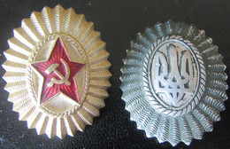 URSS / CCCP - 2 Insignes D'uniformes Militaires à Identifier - Métal Doré Et Argenté - Longueur : 37 Mm - Russia