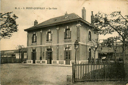Le Petit Quevilly * La Gare Du Village * Le Parvis * Ligne Chemin De Fer - Le Petit-Quevilly