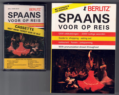 Berlitz Spaans Voor Op Reis - Boekje + Cassette - Vintage Van 1985 - Dictionaries