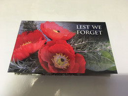 (5 H 20) Australian Stamp Presentation Pack (with 4 Used Stamps - 2 On Paper + 2 Off Paper) Lest We Forget (2021) WWI - Militaria