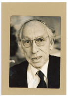 Le Professeur EDGAR LEDERER  Biologiste ,médaille D'or Du C.N.R.S  En 1975 - Identified Persons